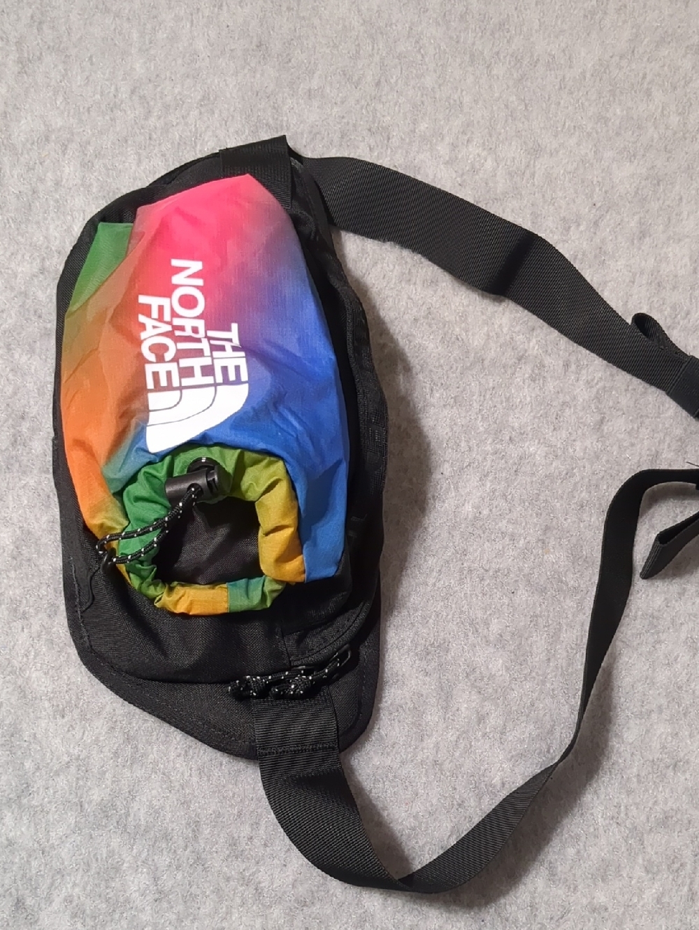 The North Face Bozer Hip Pack III–S, Multicolor NWOT - Picture 4 of 12